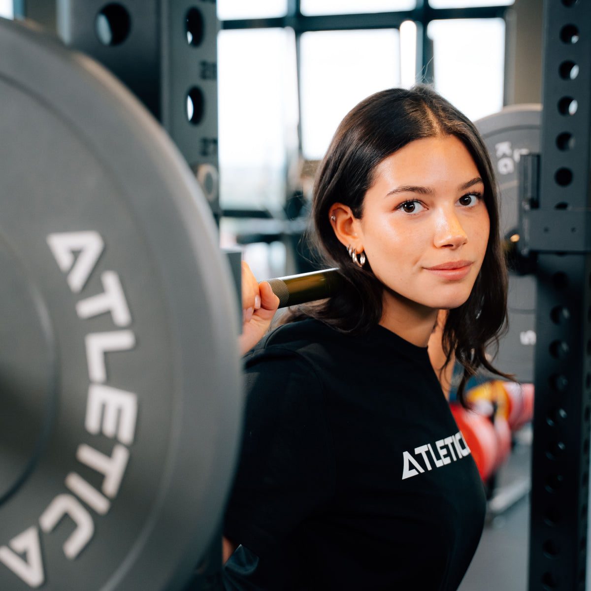 Back Squat im Fitnessstudio