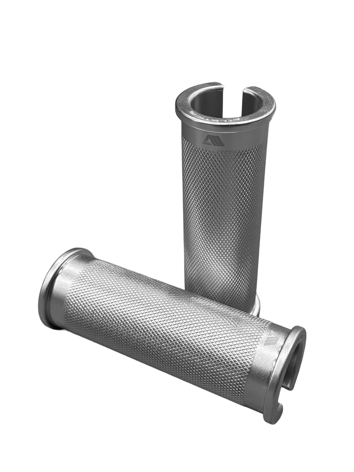 Open Handles handles for resistance bands with knurling, one handle standing and one handle lying