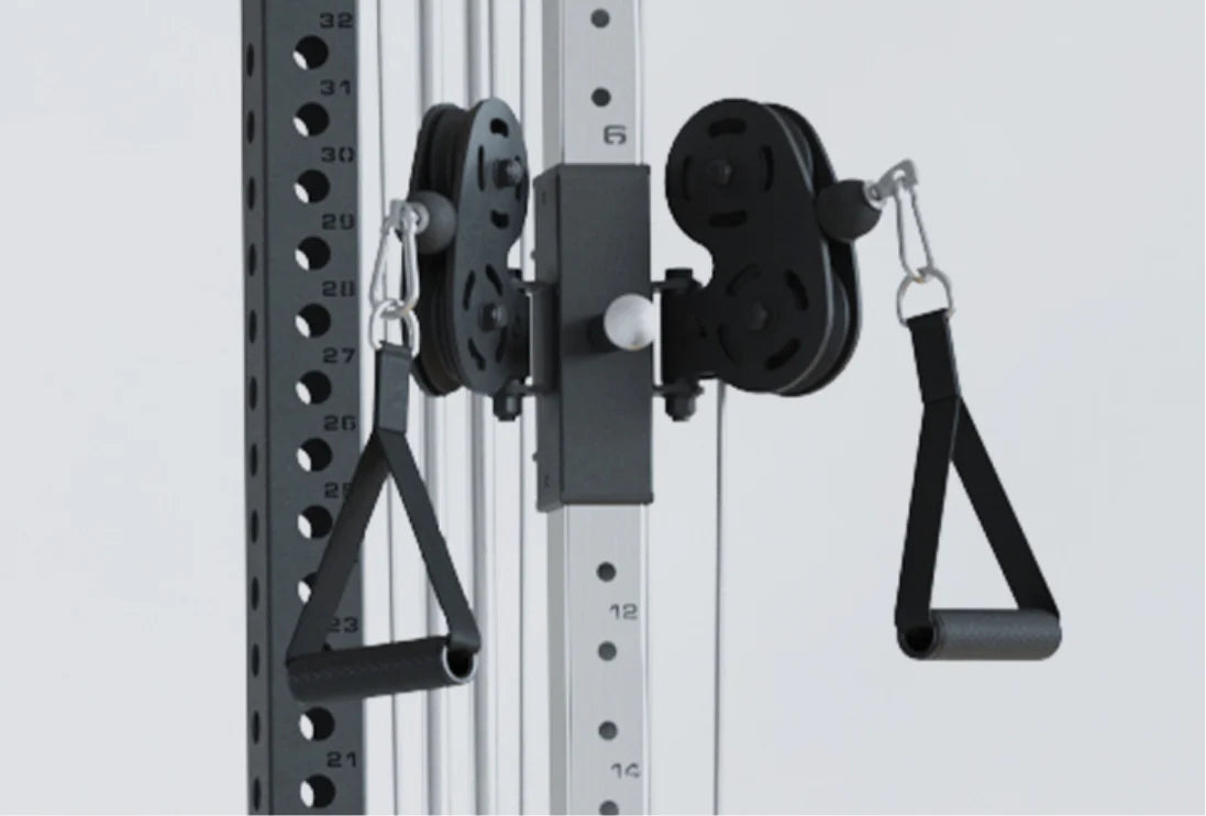 R8 Drift Pro Power Rack: Unabhängige Pulleys ermöglichen unilaterale Übungen