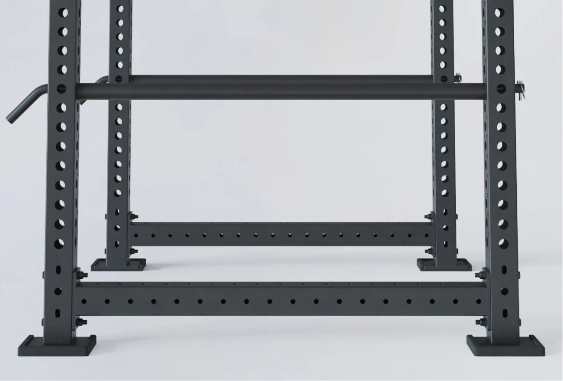 hohe Stabilität ohne Bodenverankerung: R8 Base 2 Power Rack