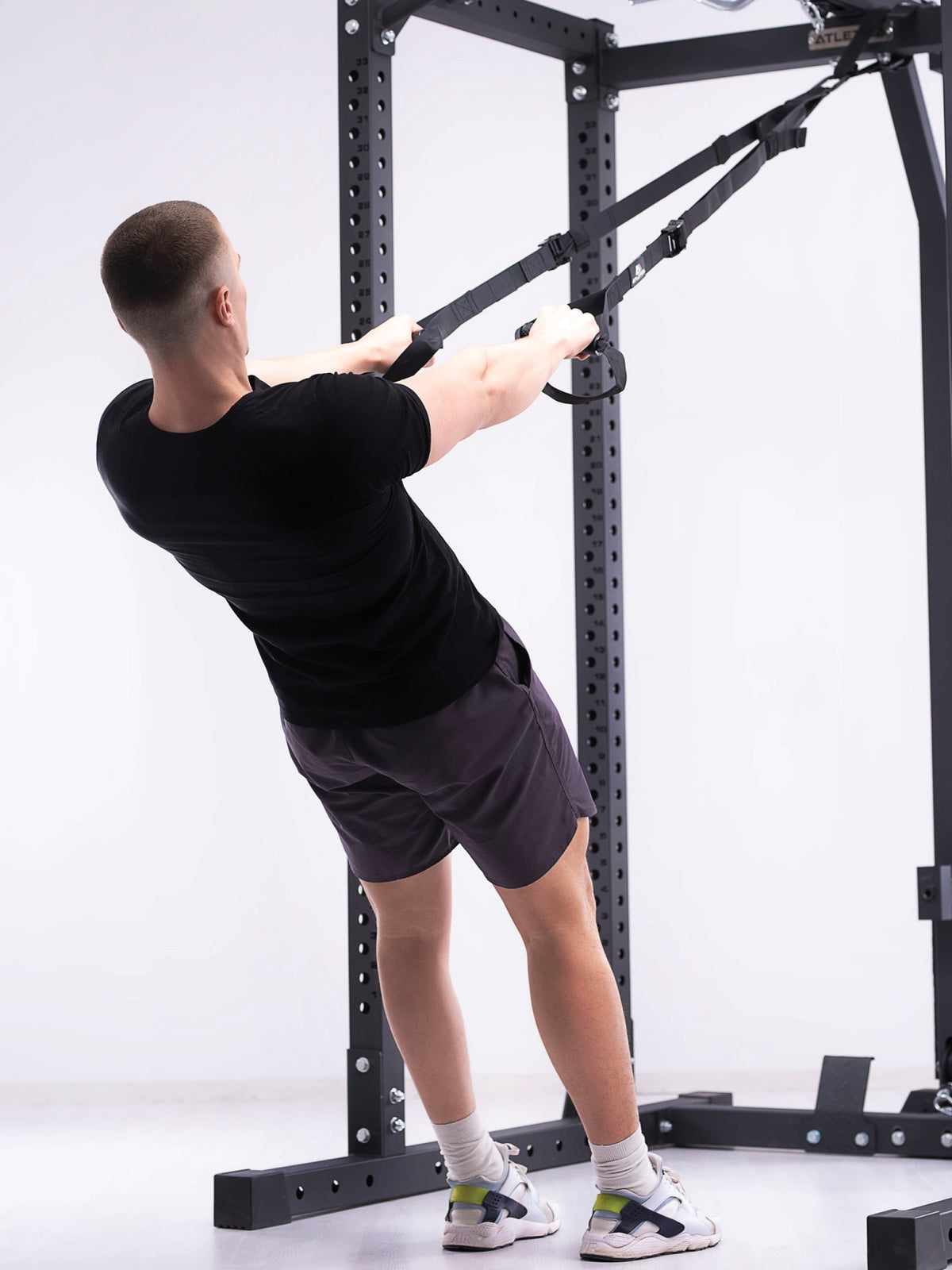Suspension trainer: comfortable handles