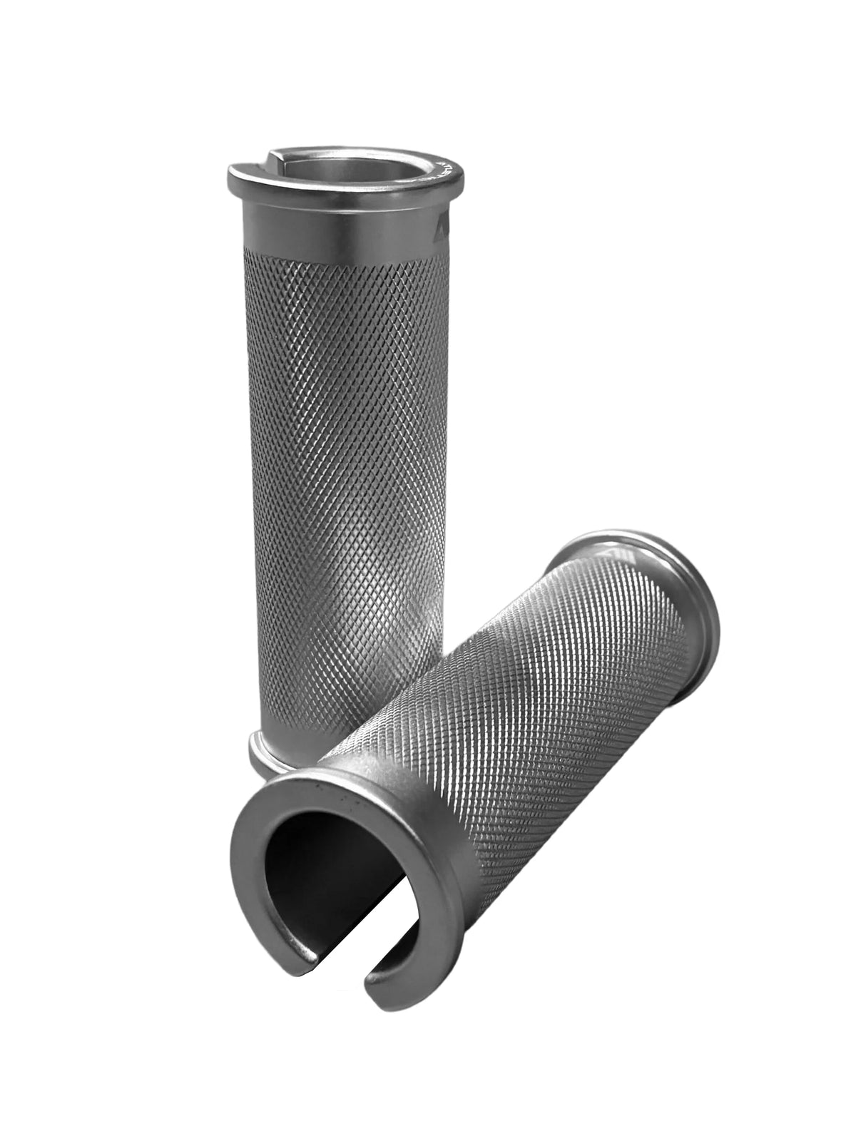 Atletica Open Handles with two cylindrical metal handles on a knurled surface, for resistance bands