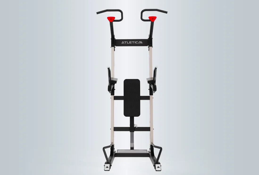 Atletica Pike Power Tower: Hochdichte Schaumstoff-Polsterung, Fußpedale und ergonomisches Design