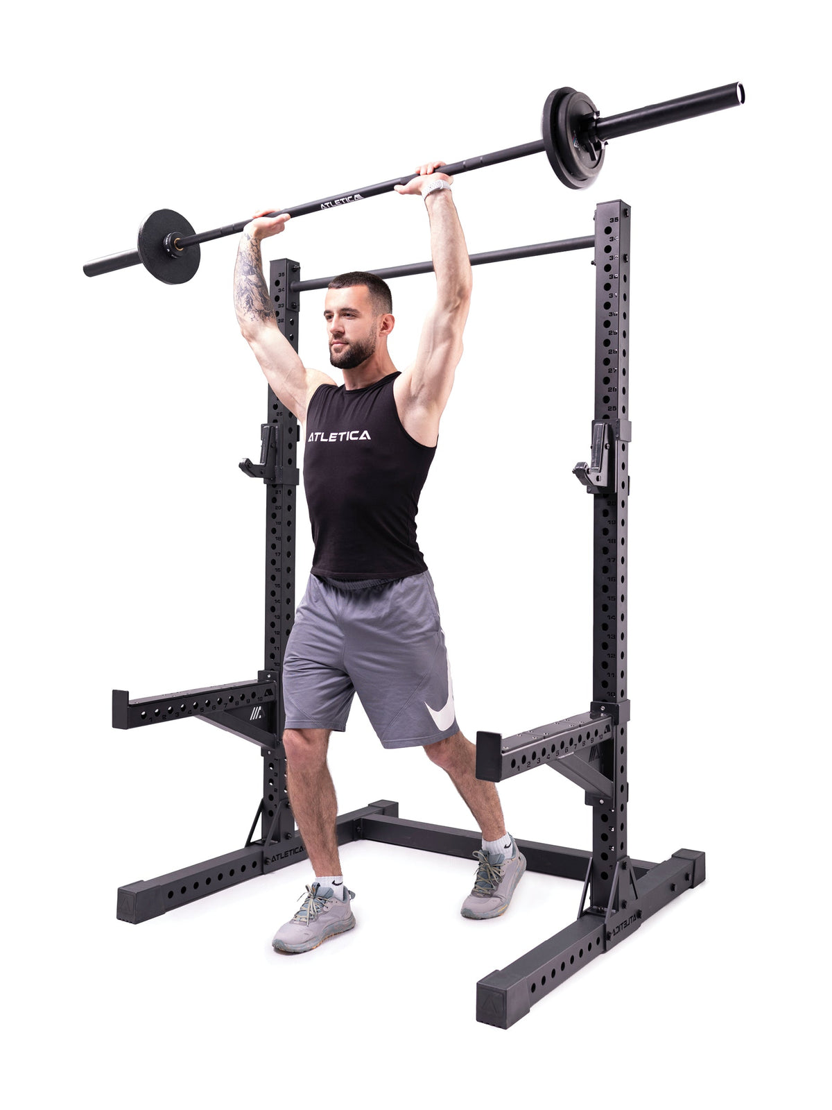 Squat Rack R7: Barbell training on the rack – for squats and basic strength exercises