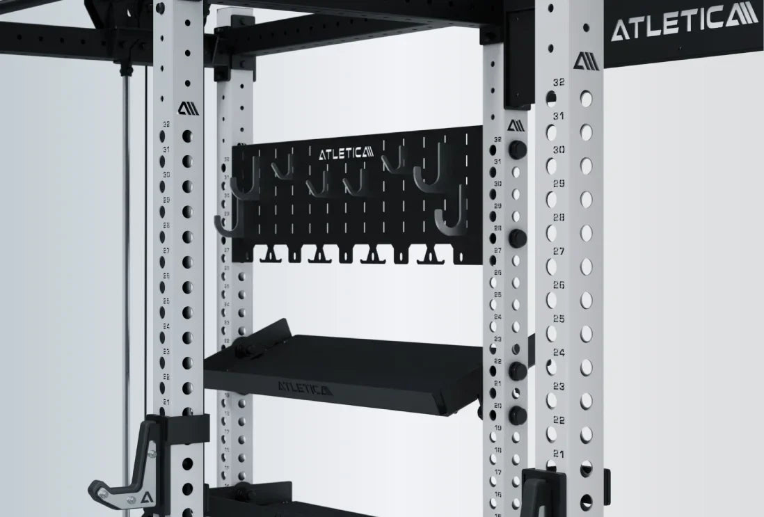 R8 Falcon Power Rack mit Storage Regalen für Zubehör und Kurzhanteln