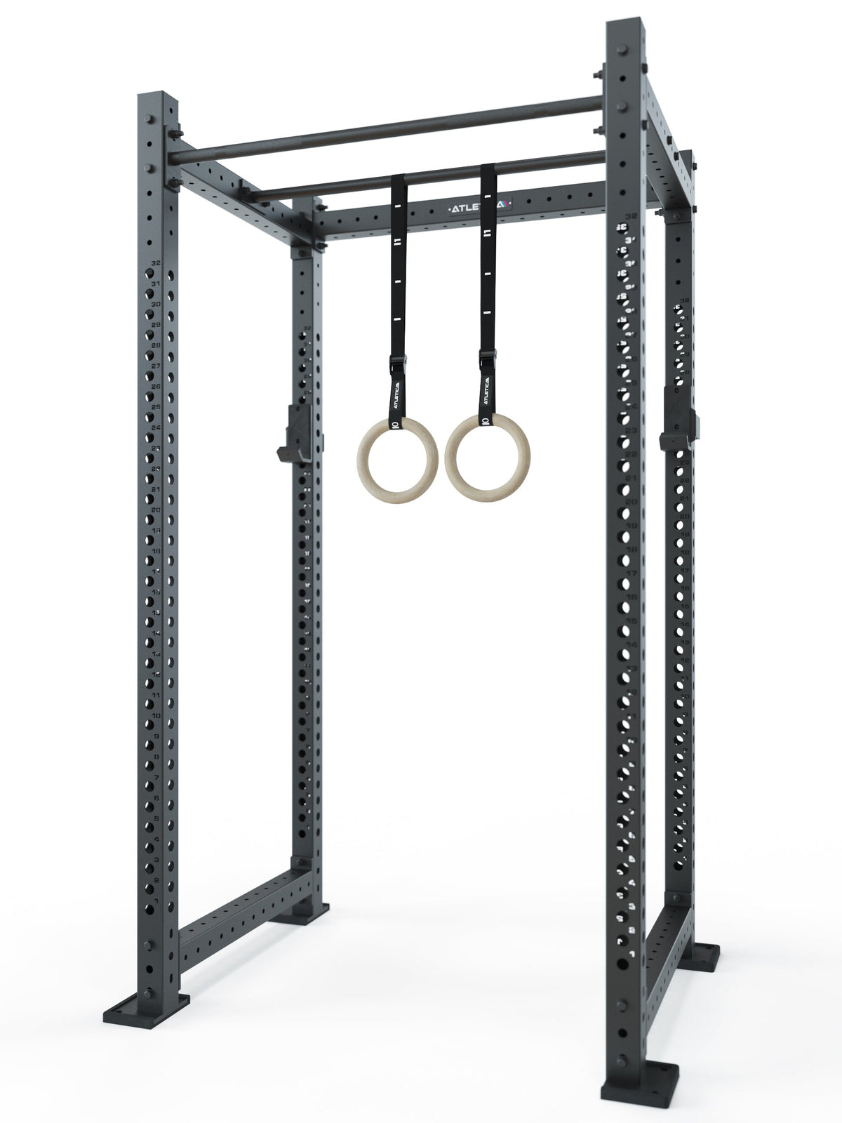 Wood Gymnastic Rings - Power Rack with gymnastic rings, attached to adjustable straps