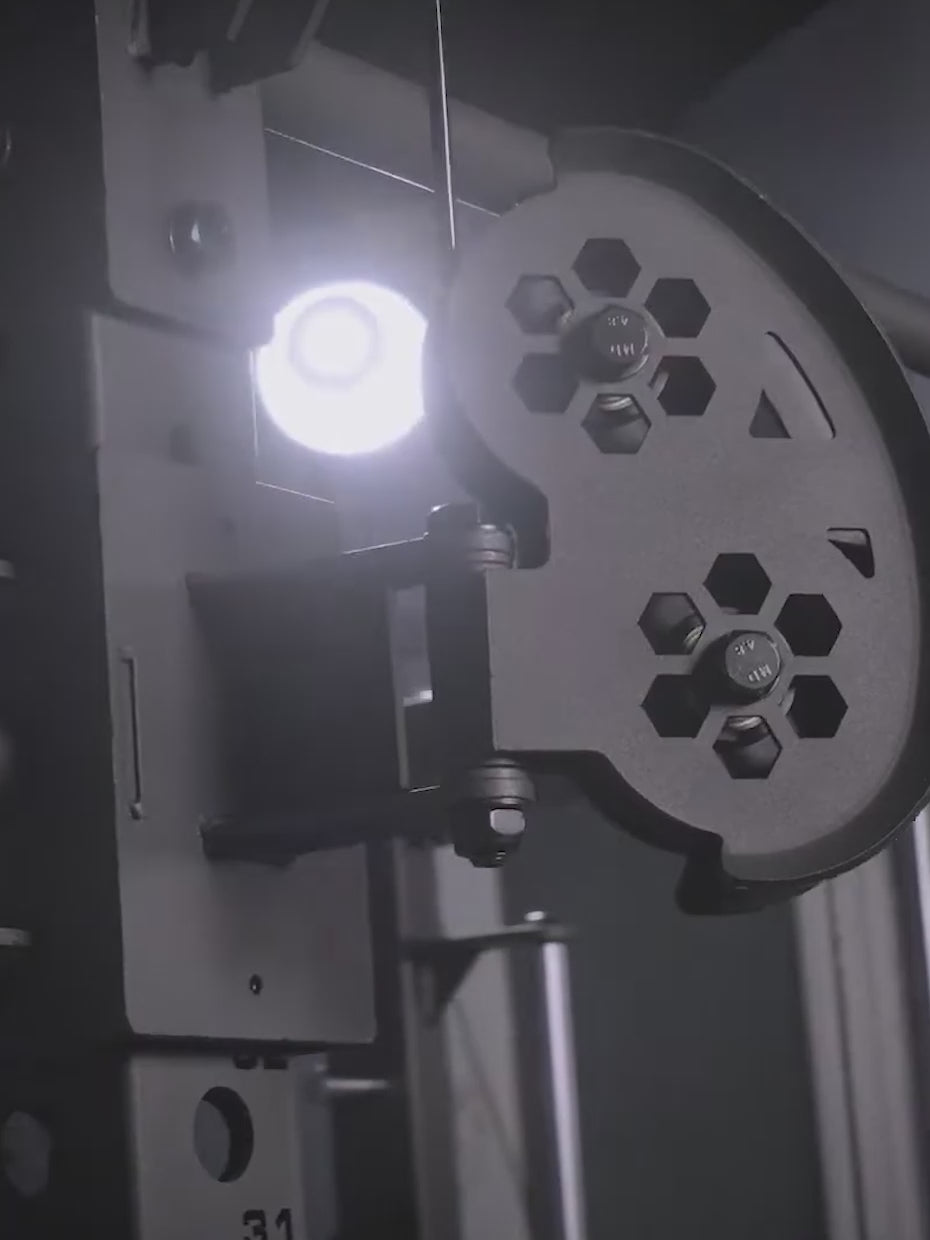 Video: close-up of the cable pulley and hex hole plate on the Atletica R8 Bradley Combat Long