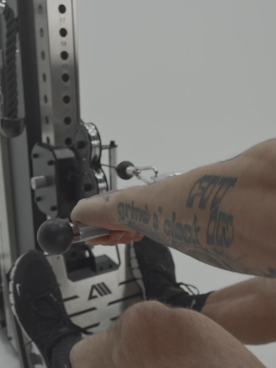 Video: athletes working out on the Atletica Stinger lat pulldown and functional trainer